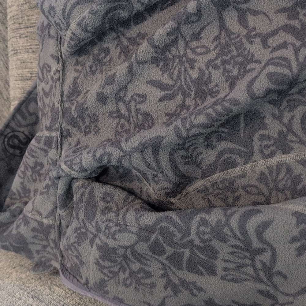 Lululemon Vintage Grey With Inner floral Pattern Scuba Hoodie - Picture 8 of 10